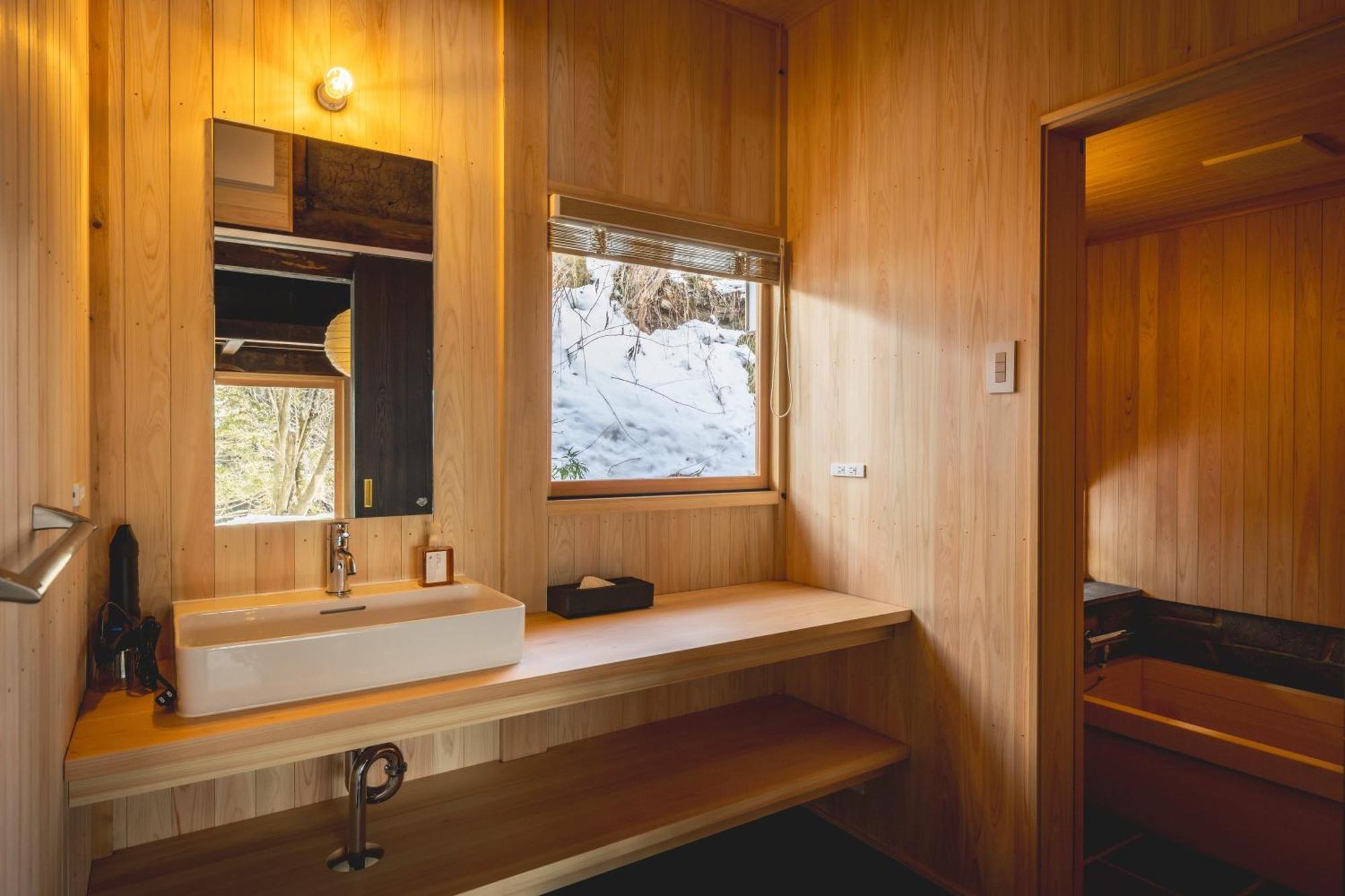 Hotel Awai 戸隠 Nagano Exterior foto